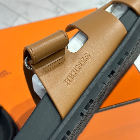 hermes Chypres Sandals Naturel - Picture 2 of 5